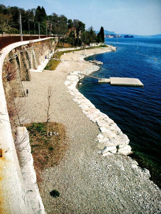 Casa Vacanze Heidi Vista Lago Verbania Exterior foto